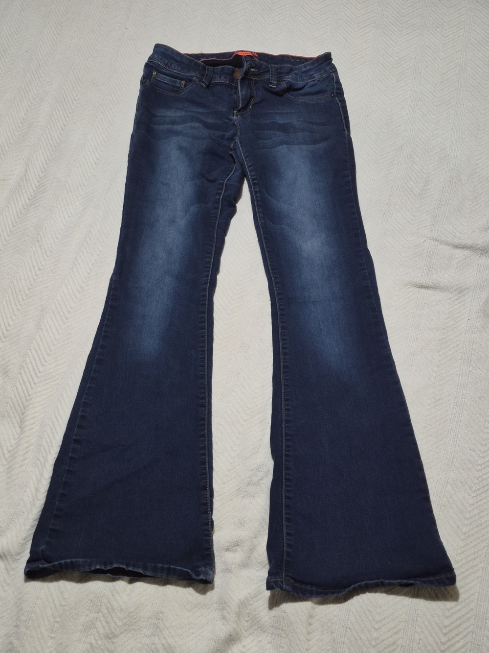 YMI Womens WannaBettaButt Mid Rise Flare Jeans Size 7 28x32 Dark Wash Blue Denim